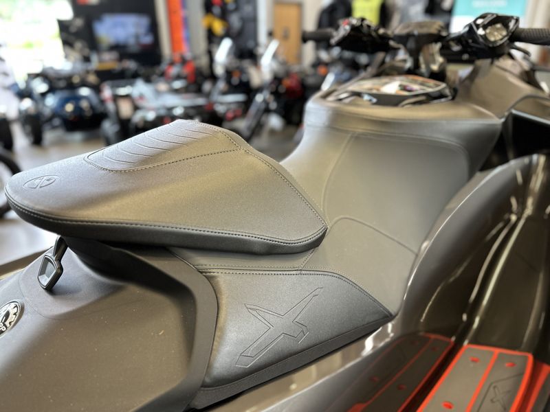 2023 SEA DOO RXPX 300  in a TRIPLE BLACK exterior color. Cross Country Powersports 732-491-2900 crosscountrypowersports.com 