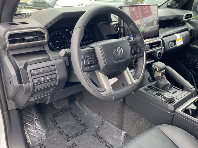 2025 Toyota 4Runner Hybrid LimitedImage 13
