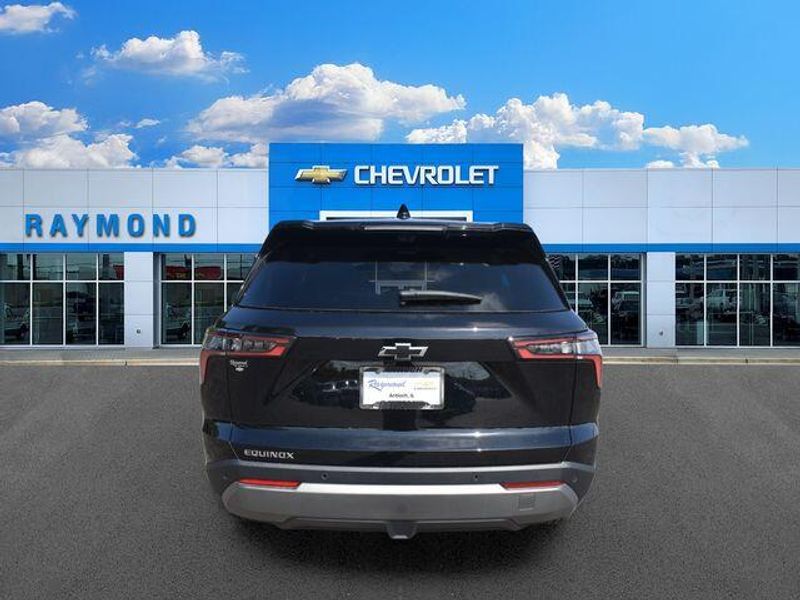 New 2026 Chevrolet Equinox LTImage 5