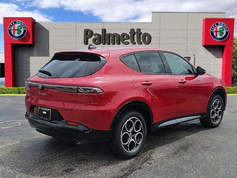 2025 Alfa Romeo Tonale photo 5