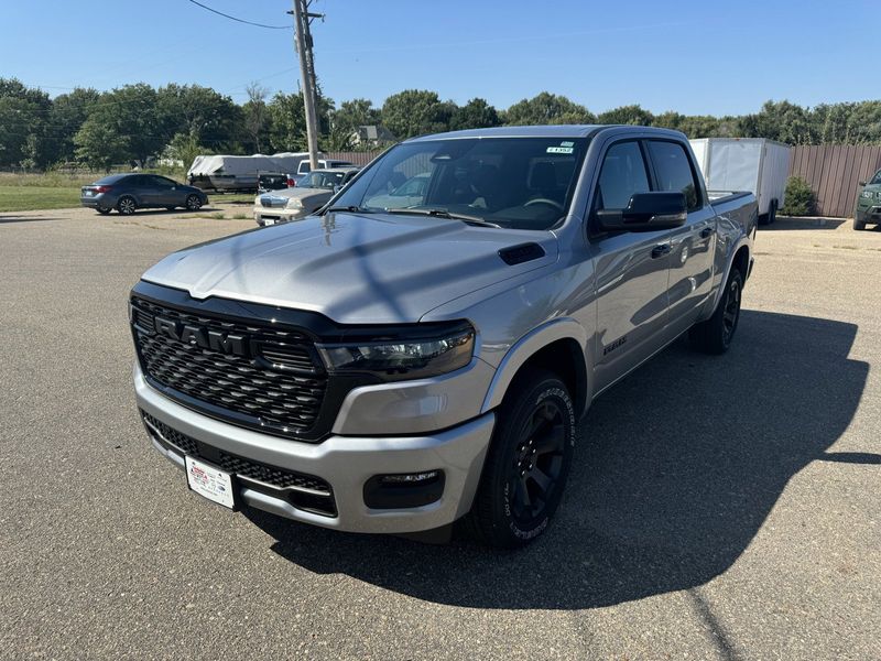 2025 RAM 1500 Big Horn Crew Cab 4x4 5