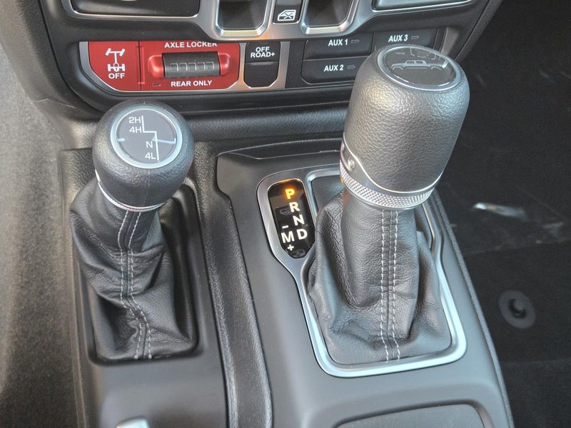 New 2026 Jeep Gladiator Willys 4x4