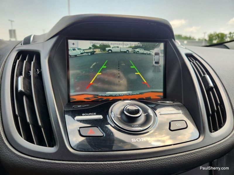 Used 2019 Ford Escape TitaniumImage 35