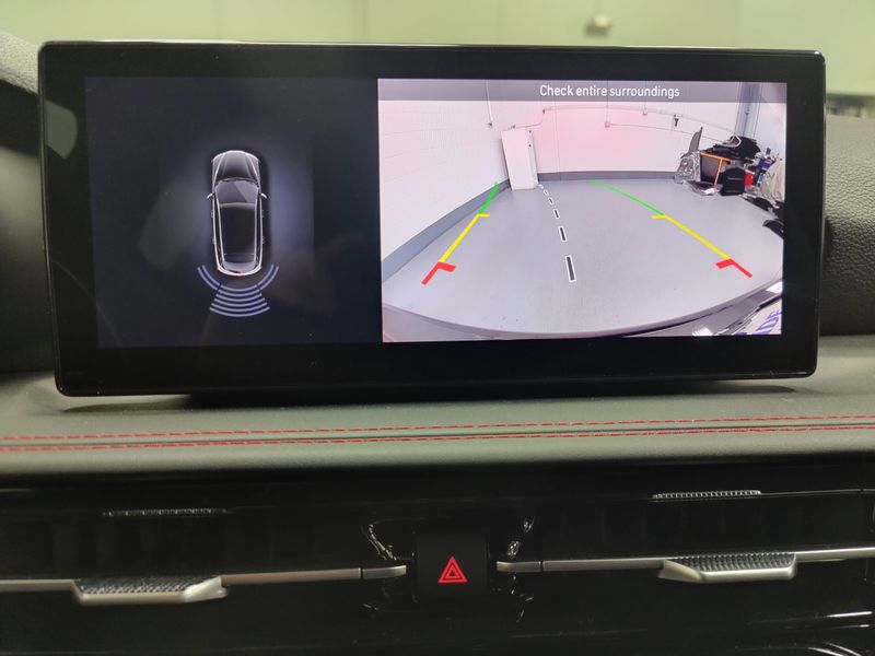 Used 2024 Dodge Hornet R/T eAWD Blacktop w/Track PkgImage 17