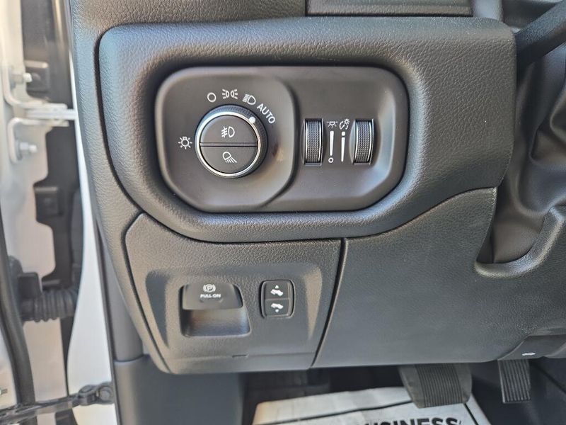 2025 Ram 1500 Big Horn photo 12