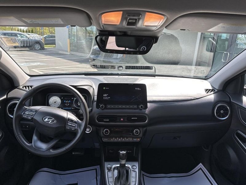 2022 Hyundai Kona LimitedImage 21