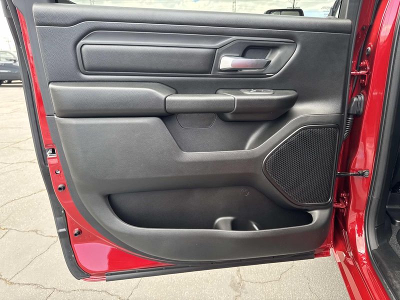 New 2026 RAM 1500 Tradesman Crew Cab 4x2 5'7' Box