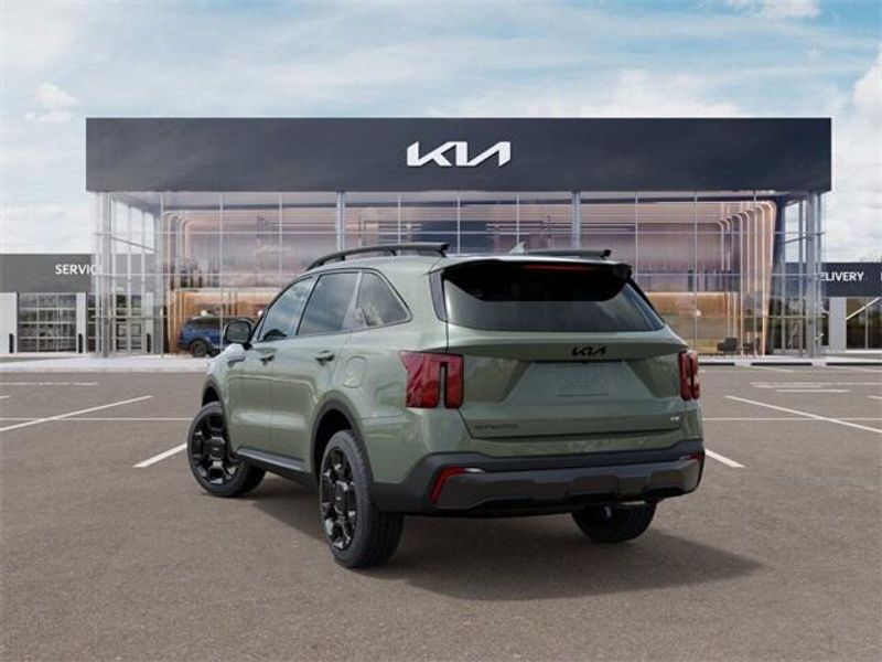 2025 Kia Sorento X-Line SXImage 4