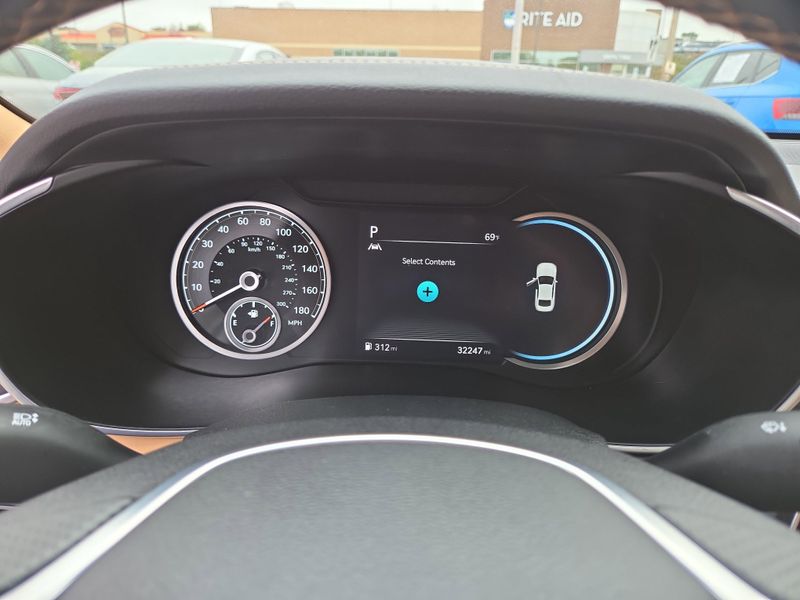 2022 Genesis G70 2.0T photo 23