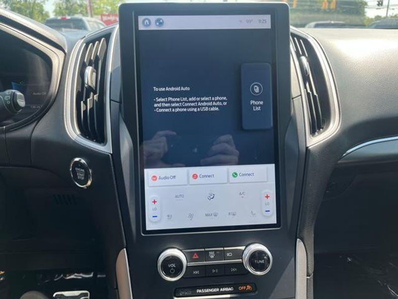2022 Ford Edge ST Line