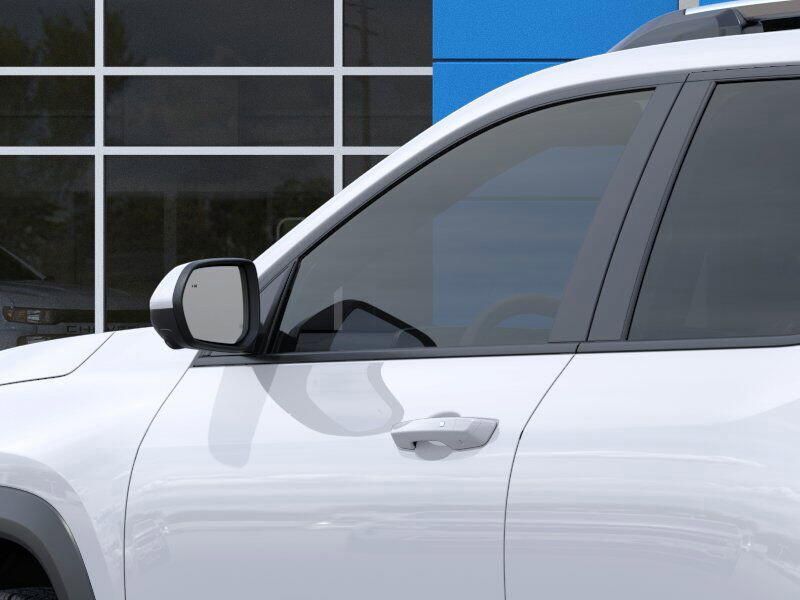 2025 Chevrolet Equinox FWD LTImage 12