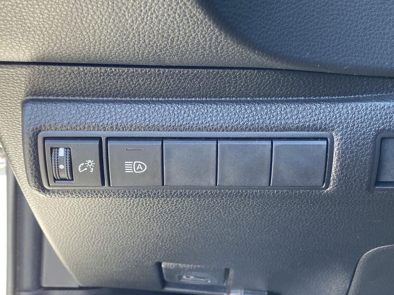 Used 2020 Toyota Corolla LEImage 22