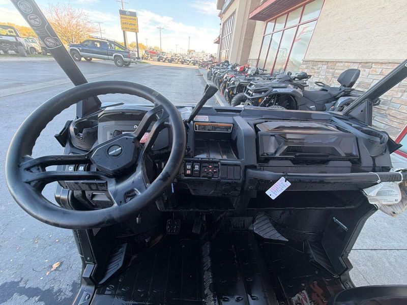 New 2025 Can-Am DEFENDER XT 64 HD10 