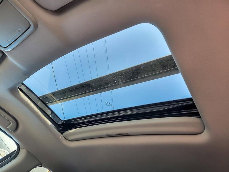 2022 Honda Ridgeline RTL-E photo 14