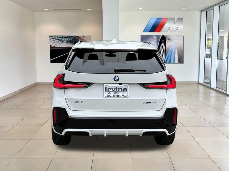 2025 BMW X1 xDrive28iImage 7
