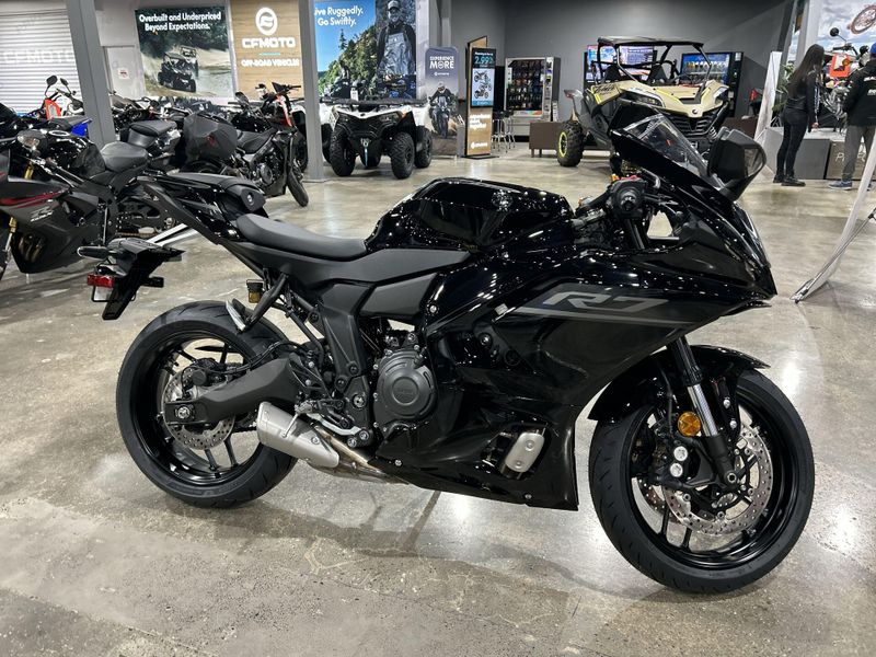 New 2026 Yamaha YZF-R7 Image 10