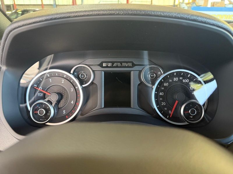 2026 Ram 2500 Tradesman photo 22