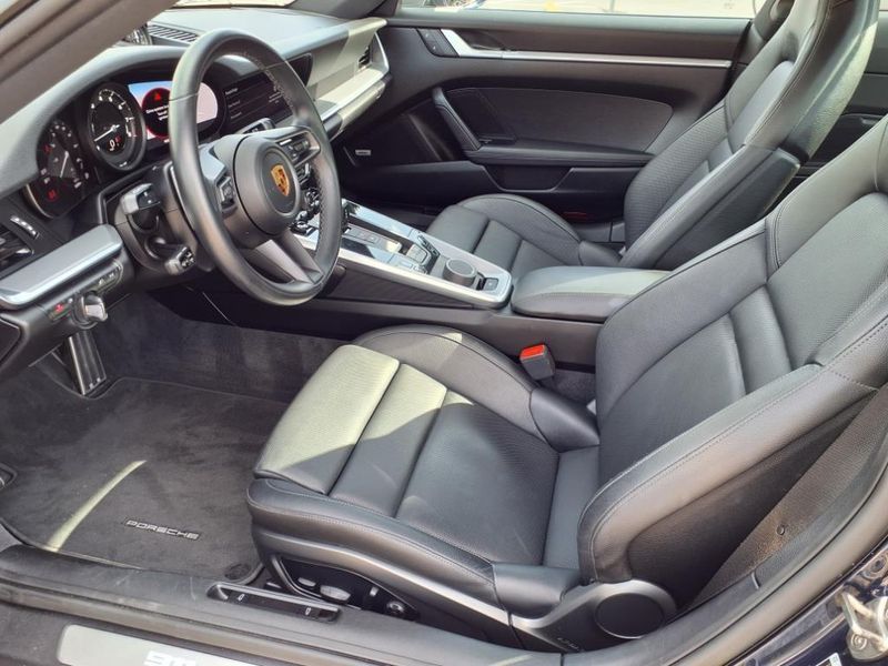 Used 2022 Porsche 911 CarreraImage 5