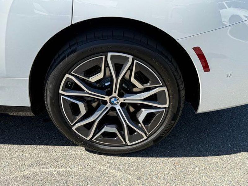 Used 2026 BMW iX xDrive45Image 14