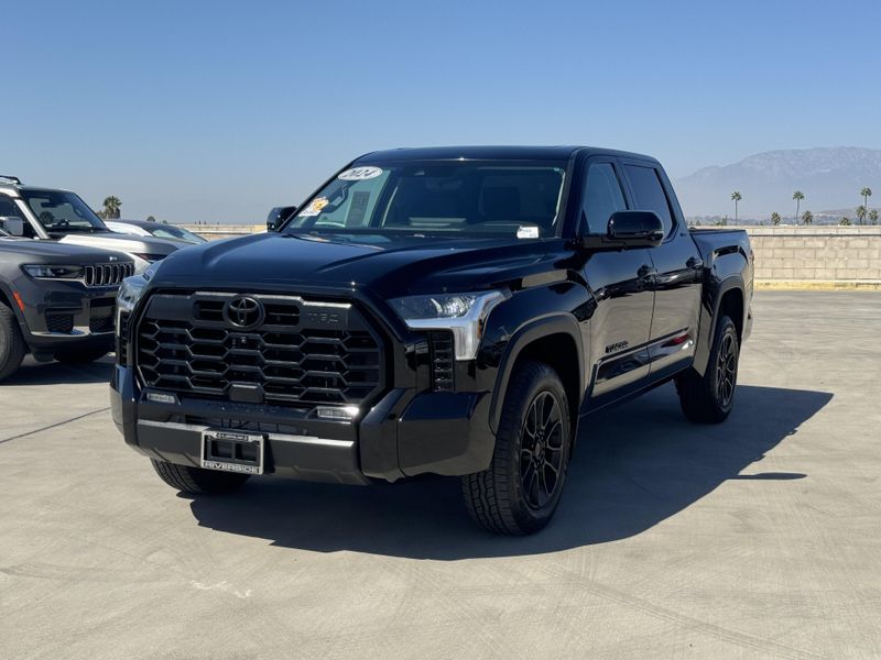 Used 2024 Toyota Tundra 4WD LimitedImage 4