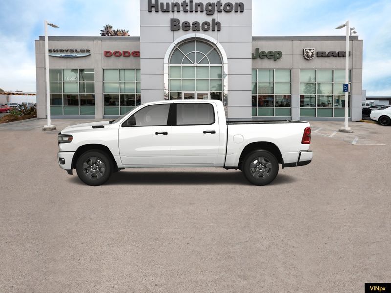 2025 RAM 1500 Tradesman Crew Cab 4x2Image 3