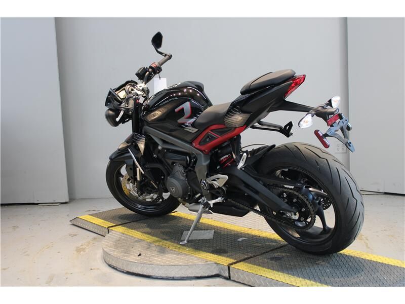 Used 2022 Triumph STREET TRIPLE R Image 6