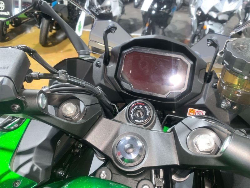 New 2025 Kawasaki NINJA 1100SX SE Image 18