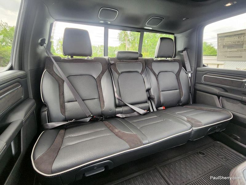 2025 RAM 1500 Laramie Crew Cab 4x4 5