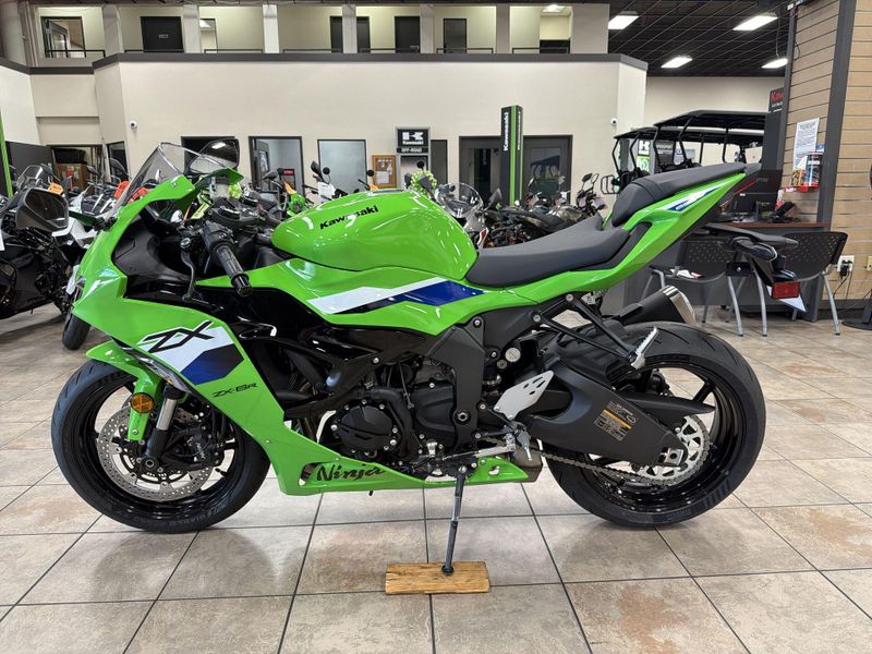 New 2026 Kawasaki NINJA ZX-6R ABS Image 14