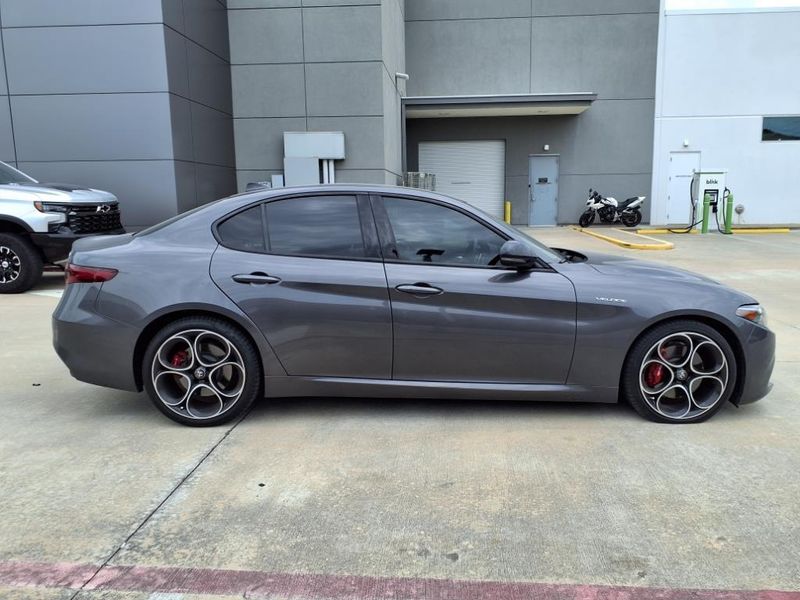 2023 Alfa Romeo Giulia VeloceImage 12