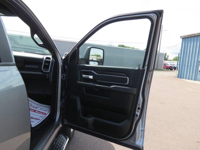 2024 RAM 2500 Big Horn 4x4 4dr Crew Cab 6.3 ft. SB PickupImage 22