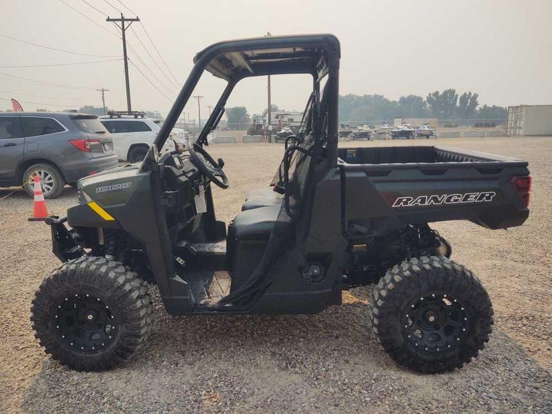 New 2026 Polaris RANGER 1000 EPS 