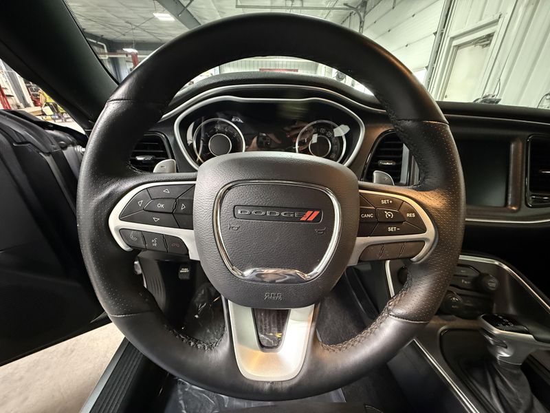 Used 2016 Dodge Challenger 392 Hemi Scat Pack ShakerImage 22