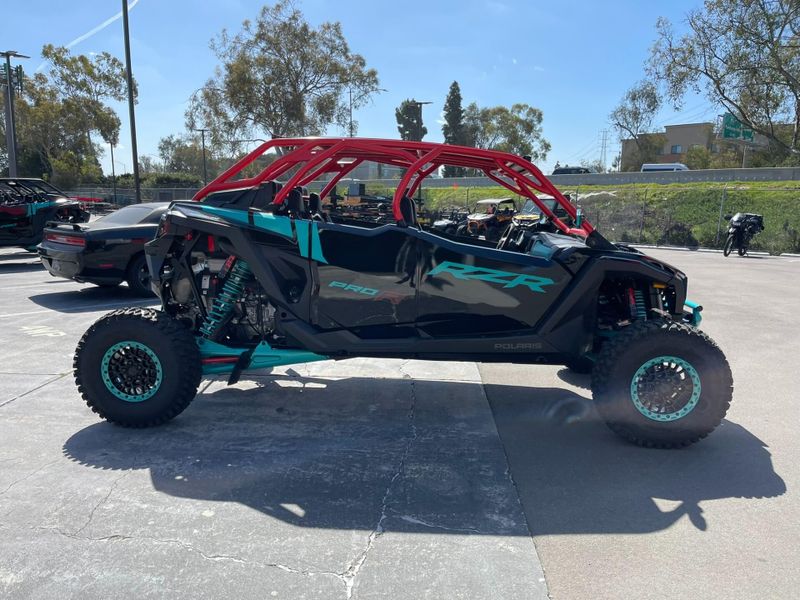 New 2025 Polaris RZR PRO R 4 ULTIMATE Image 8