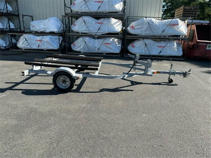 Used 2017 YACHT CLUB DOUBLE PWC Image 3