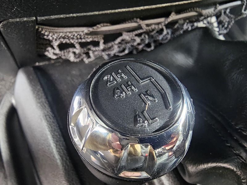 Used 2016 Jeep Wrangler JK RubiconImage 17