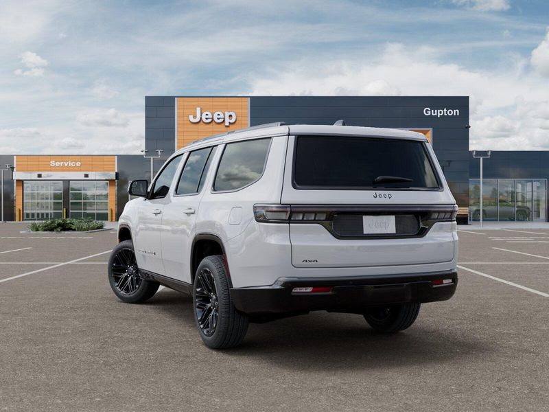 2026 Jeep Grand Wagoneer Limited Reserve 4x4Image 3