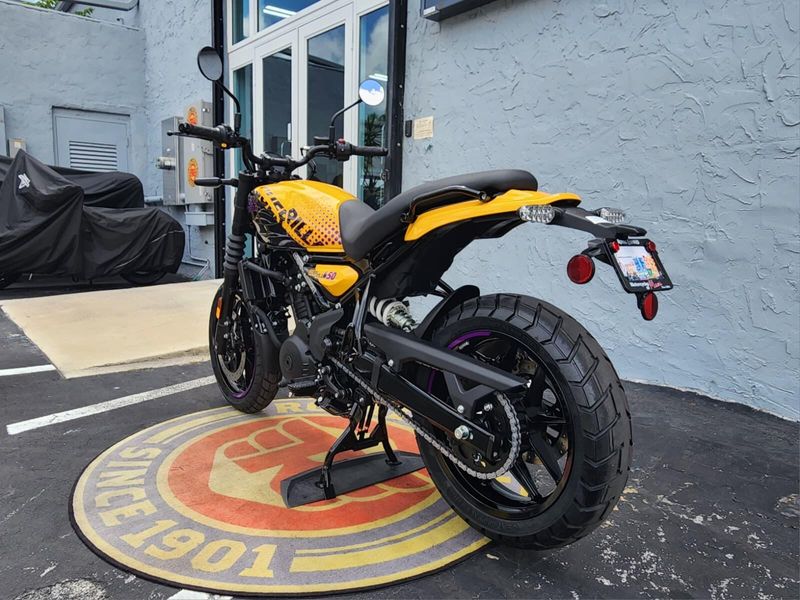New 2026 Royal Enfield Guerrilla Image 8