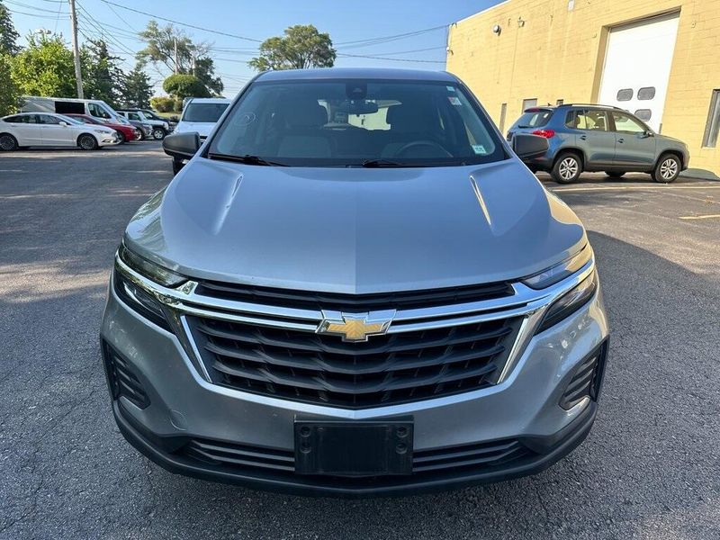 2024 Chevrolet Equinox LS photo 4