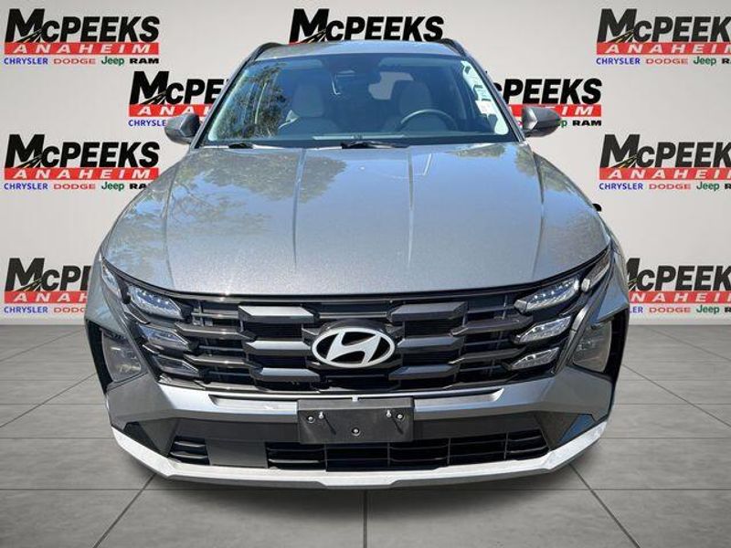 Used 2025 Hyundai Tucson SELImage 8