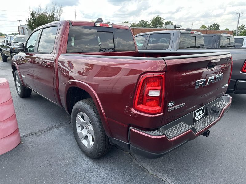 2025 RAM 1500 Big Horn Crew Cab 4x4 5