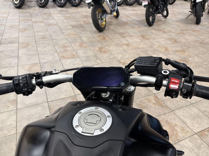 Used 2022 Yamaha MT-07 CA Image 23