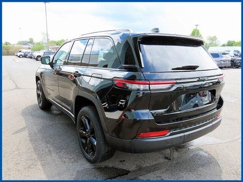 2024 Jeep Grand Cherokee Altitude XImage 5