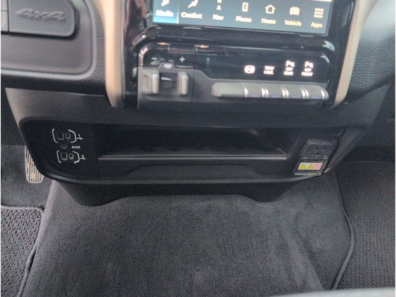 Used 2024 RAM 2500 LaramieImage 17
