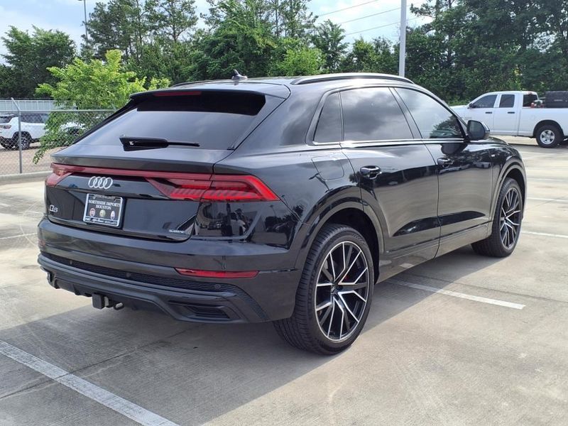 2021 Audi Q8 55 PrestigeImage 16