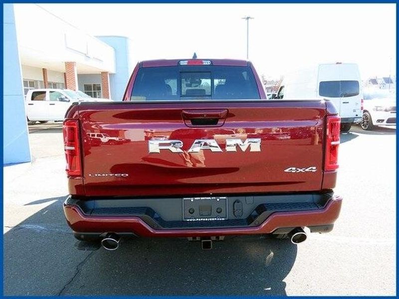 2025 RAM 1500 LimitedImage 6