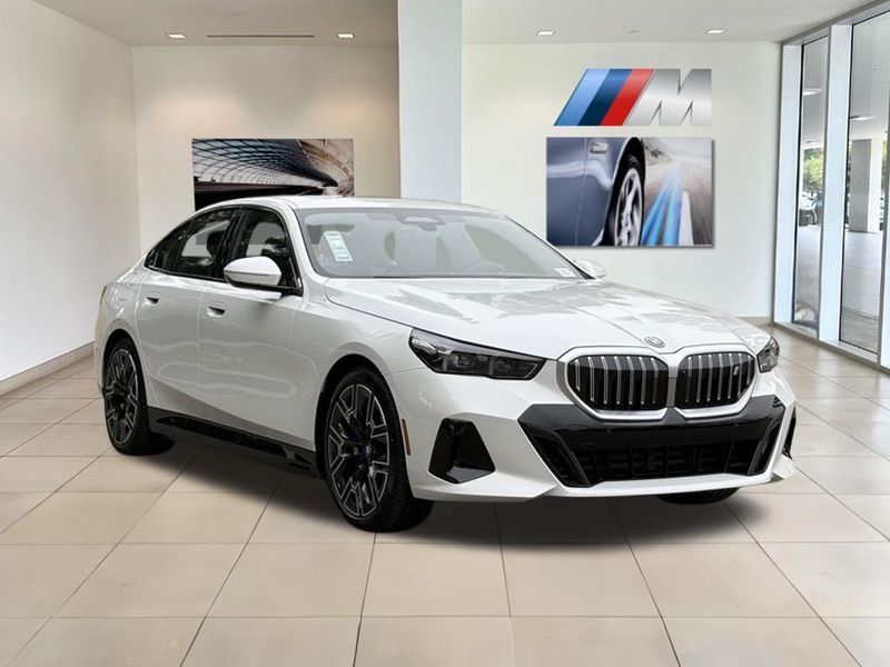 2025 BMW i5 eDrive40Image 4