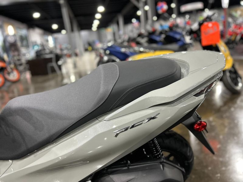 New 2025 Honda PCX ABS Image 24