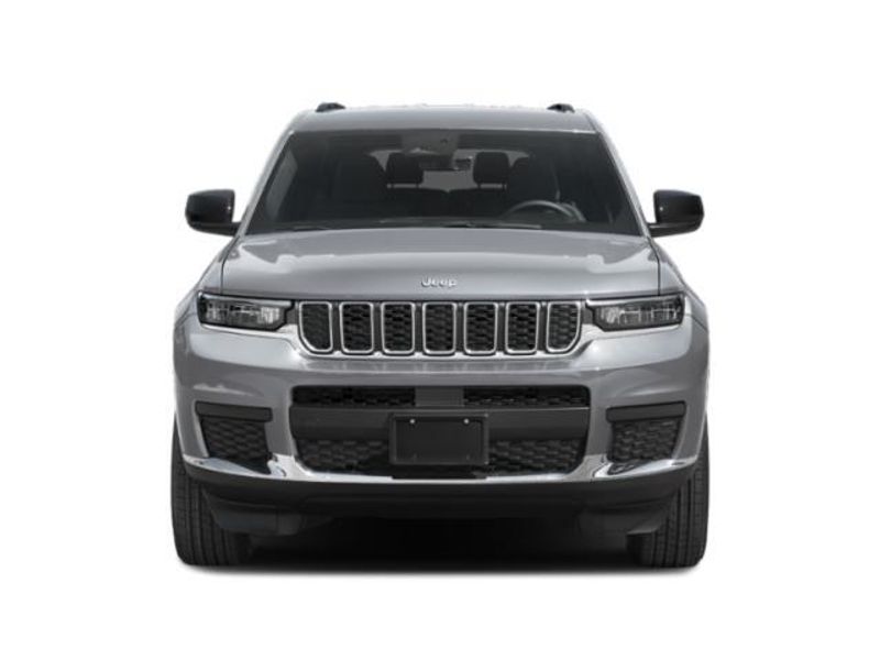 New 2027 Jeep Grand Cherokee SummitImage 4