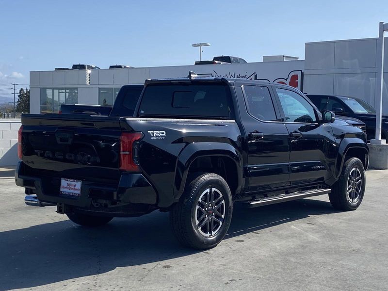 2025 Toyota Tacoma TRD SportImage 3